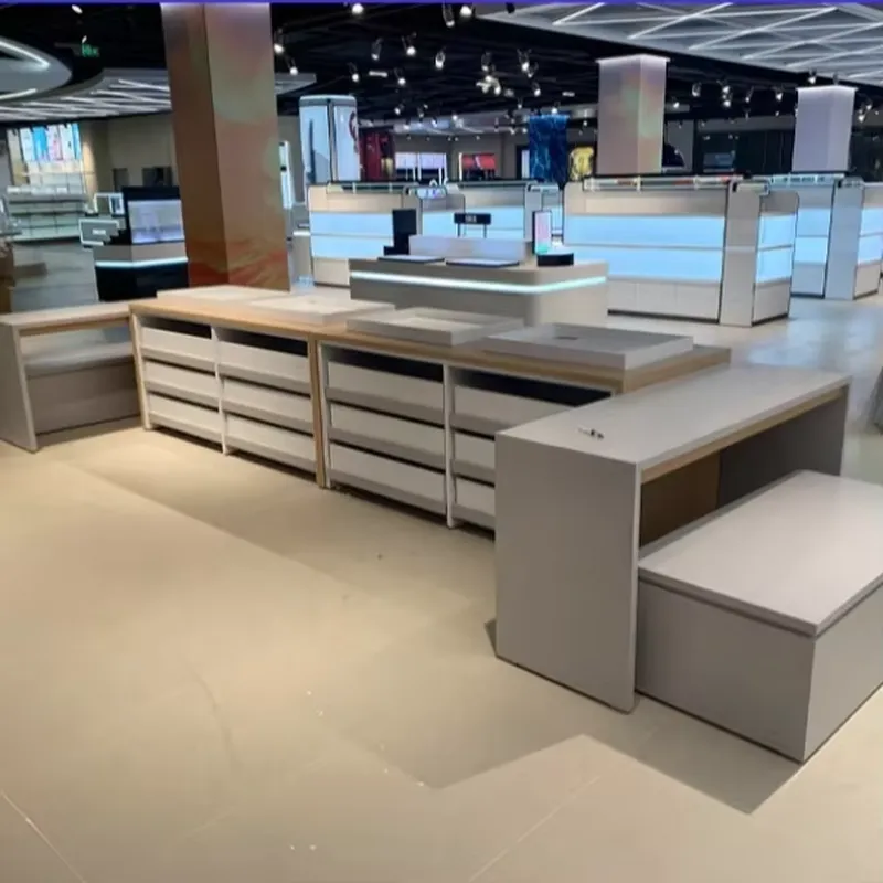 Najwyższej jakości kiosk ekspo – Phone Accessories Shop Design recenzja i cena